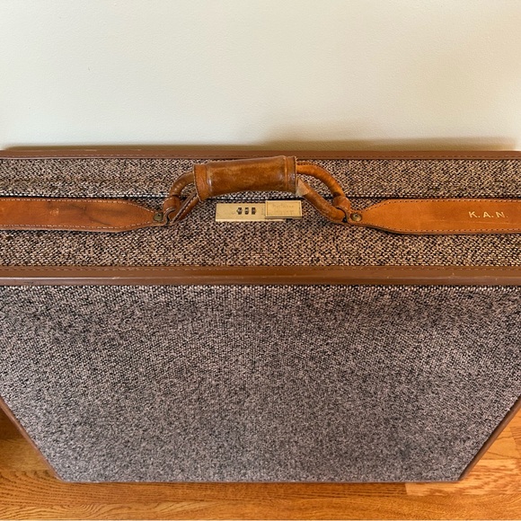 Other - Vintage Hartmann Tweed Suitcase with Leather Belting